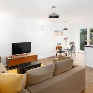  Holiday home Portland Street With Free Parking United Kingdom